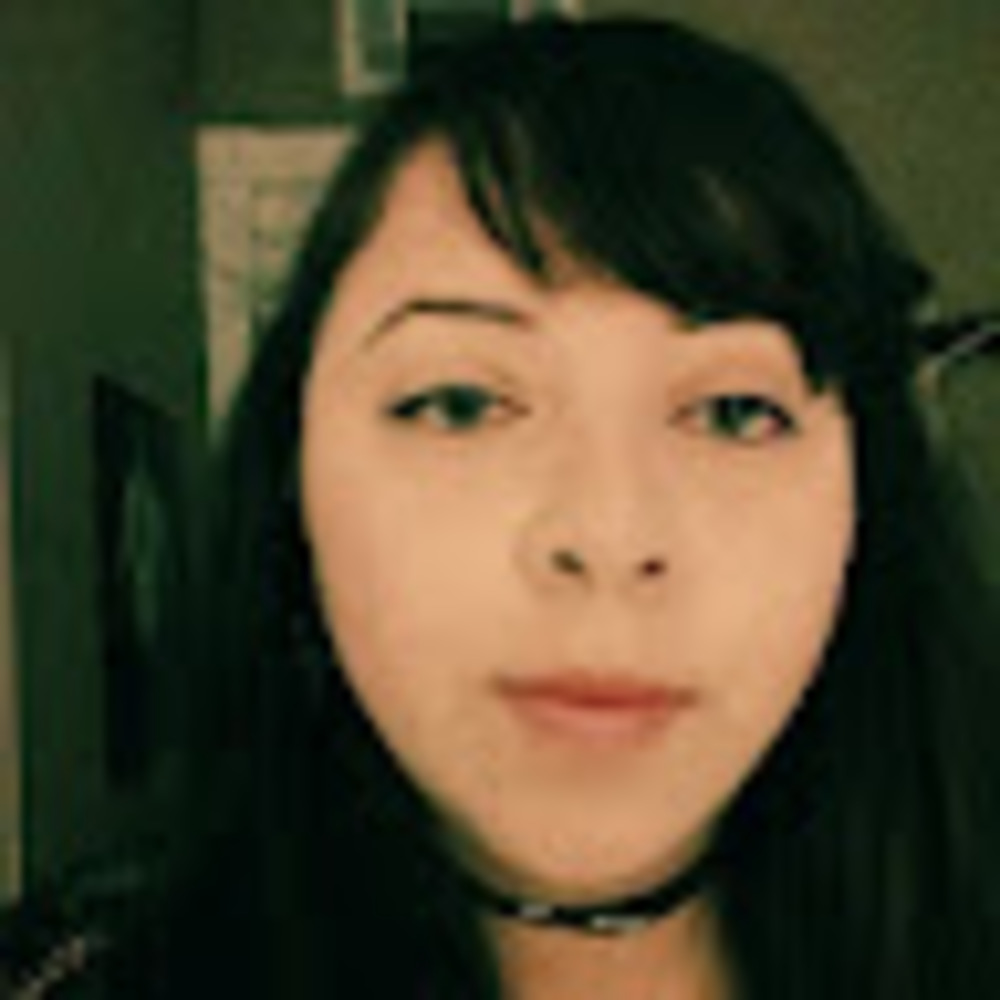 Meet your Posher, Cassandra